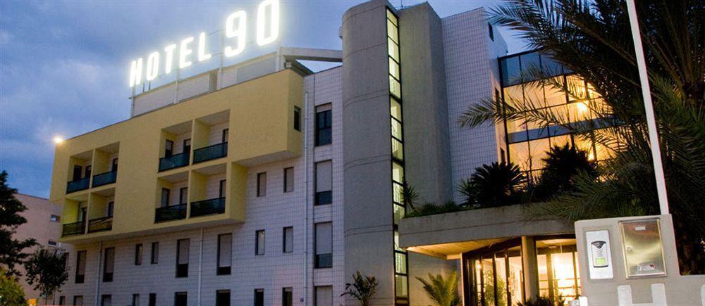 Hotel 90 Capurso Eksteriør bilde